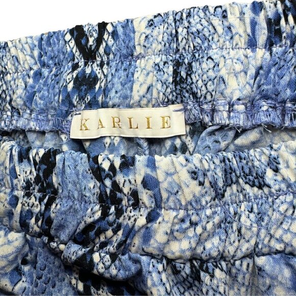 Karlie Blue Snakeskin (faux) Shorts Small - Picture 4 of 4